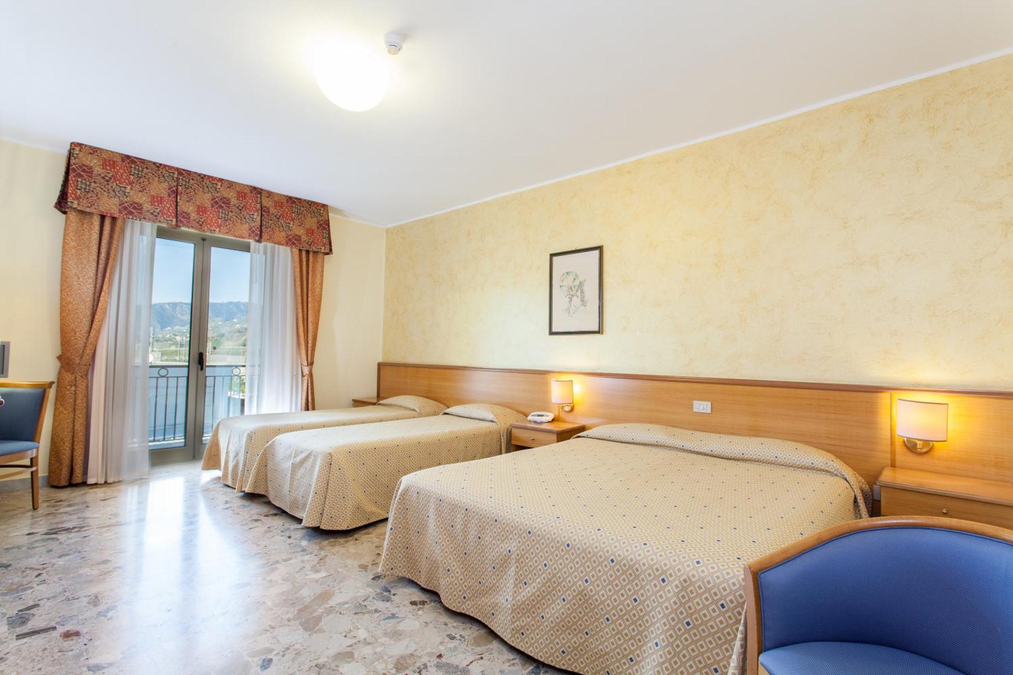 Hotel La Tonnara Amantea Ruang foto